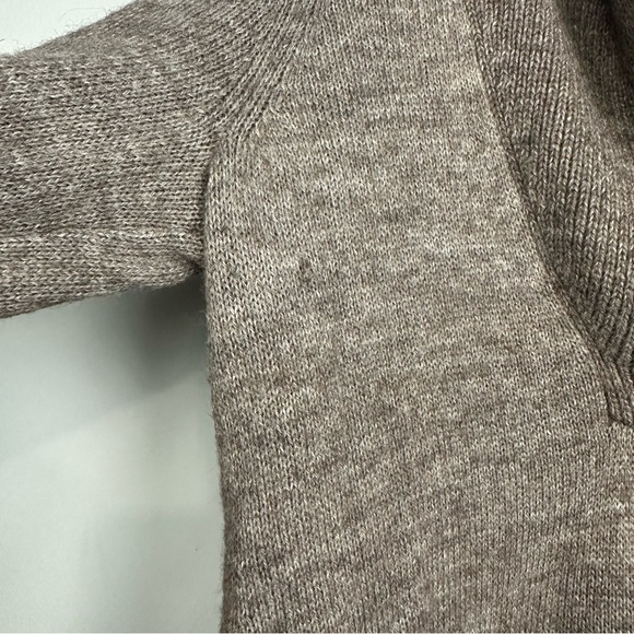 J. Crew Brown V-Neck With Pockets Sweater Size Large - Picture 5 of 7